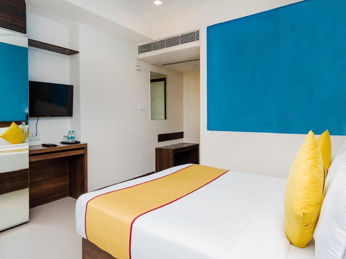 Hotel Aura - Near Malad Link Road Горай Экстерьер фото
